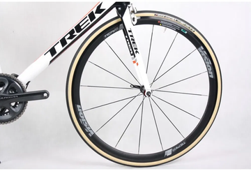 Used Trek Madone 7 Series H1 2013 Road & Gravel, White — image 5 of 8