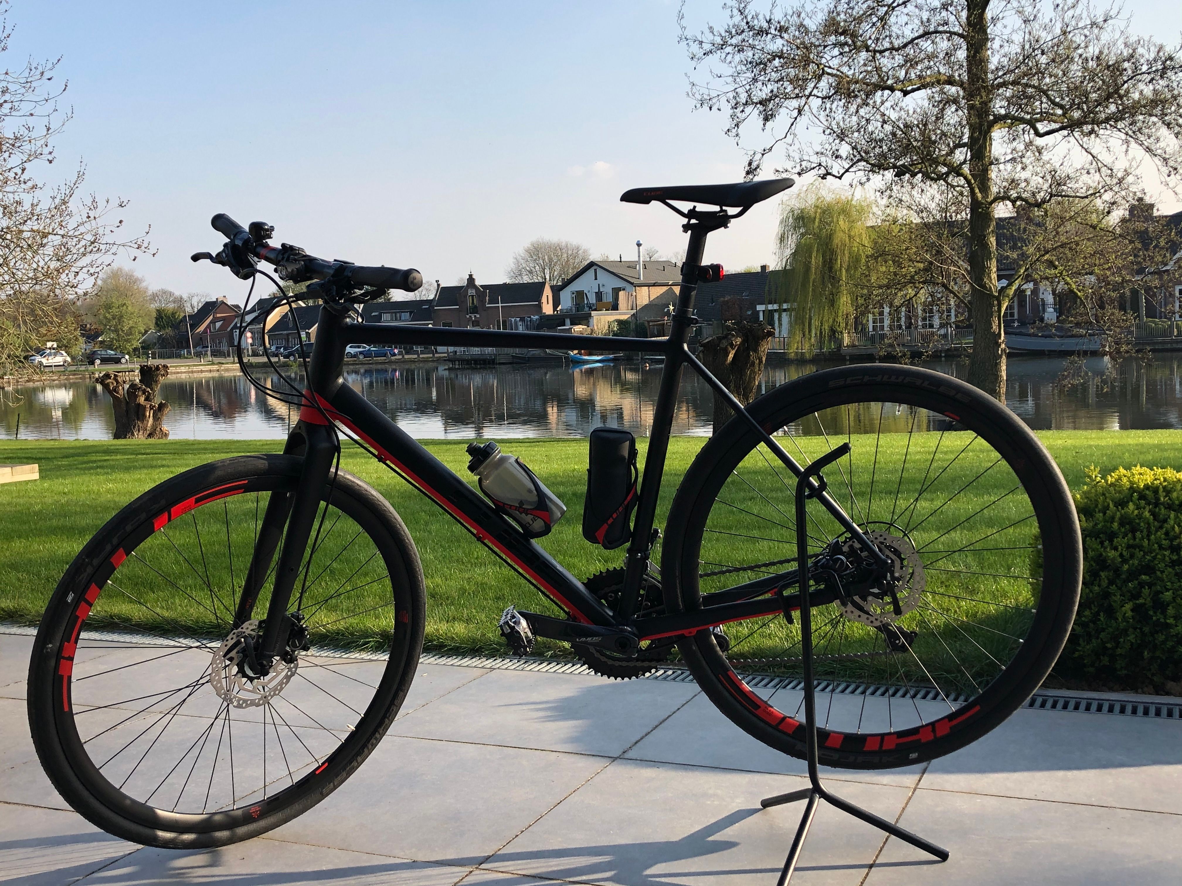 Cube sl race road best sale bike 2019