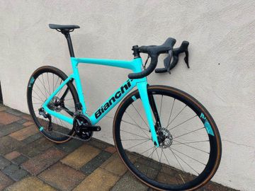 Używany Bianchi Aria - 105 Di2 2022 Road & Gravel — zdjęcie 2 z 6