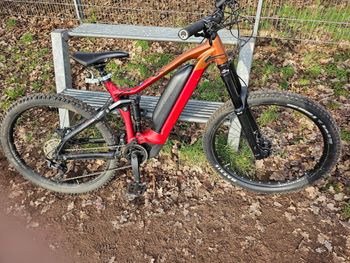 Used Flyer Uproc 4 2022 Mountainbike, Red — image 1 of 3