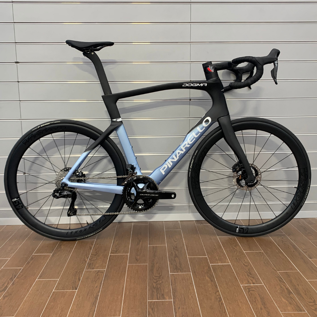 Pinarello 59.5 store