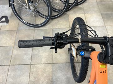 Używany Orbea OIZ H20 2023 2023 Mountainbike — zdjęcie 11 z 12