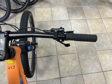 Używany Orbea OIZ H20 2023 2023 Mountainbike — zdjęcie 12 z 12