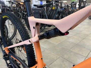 Używany Orbea OIZ H20 2023 2023 Mountainbike — zdjęcie 6 z 12