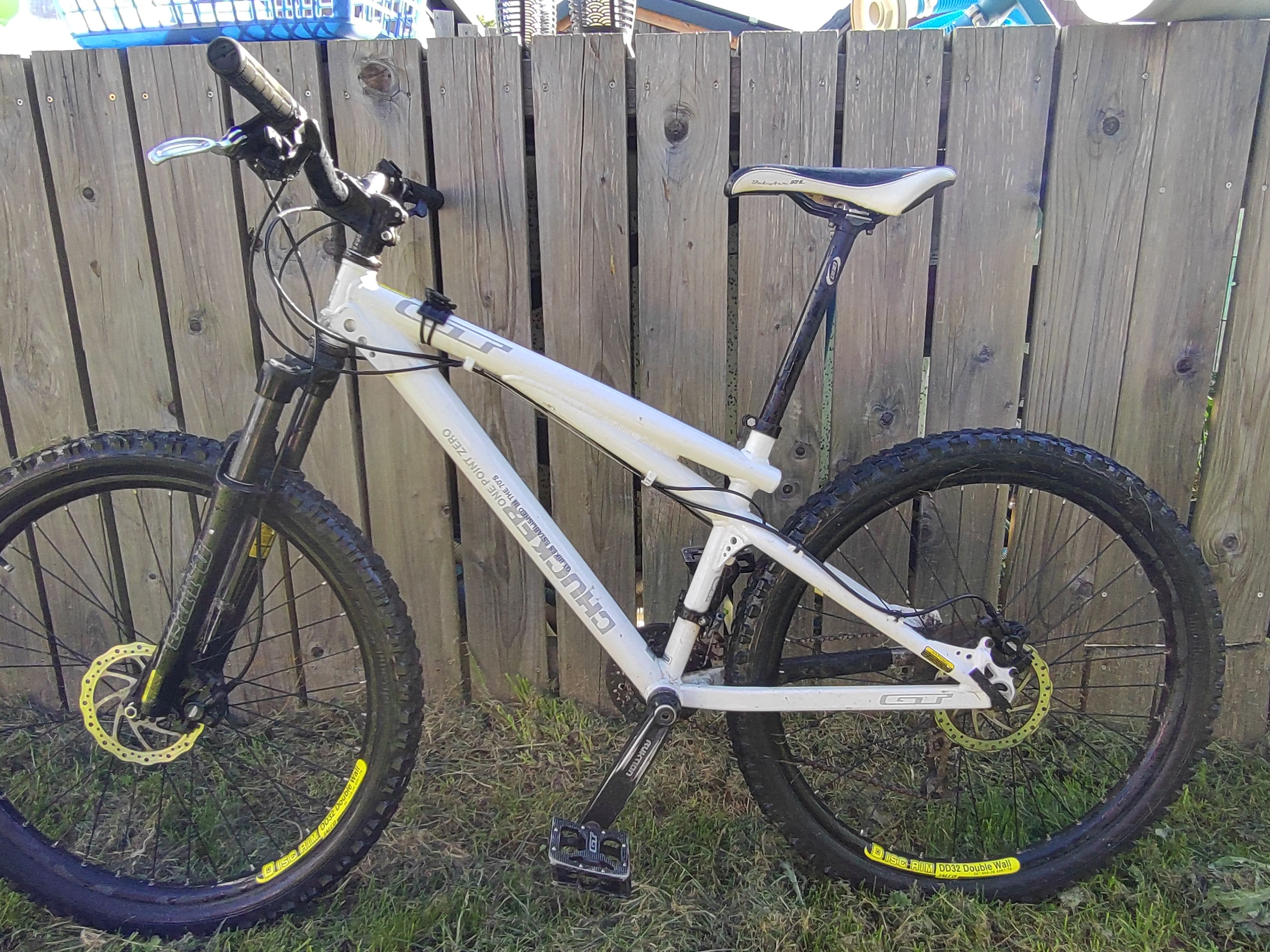 Gt cheap chucker bike