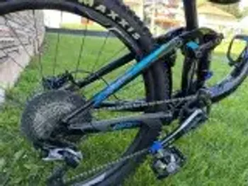 Used Giant Reign 2 GE 2021 Mountainbike, Blue — image 3 of 4