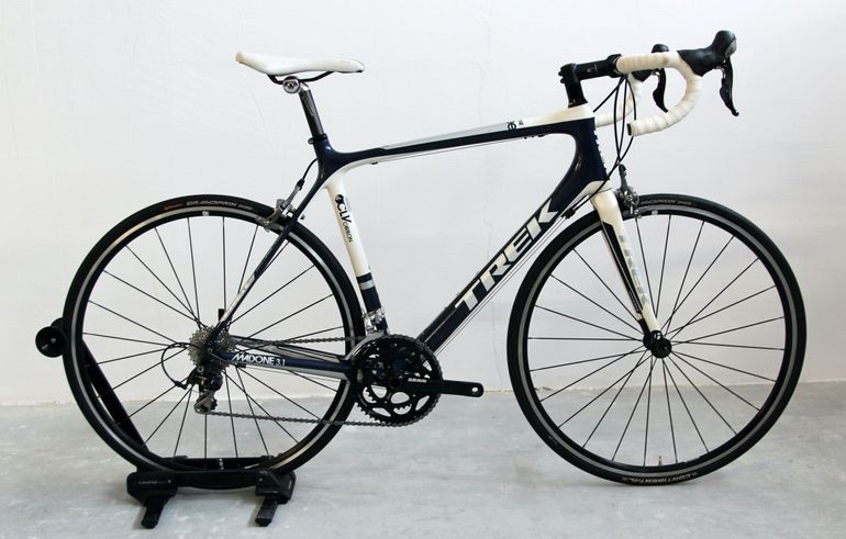 Trek madone best sale shimano 105