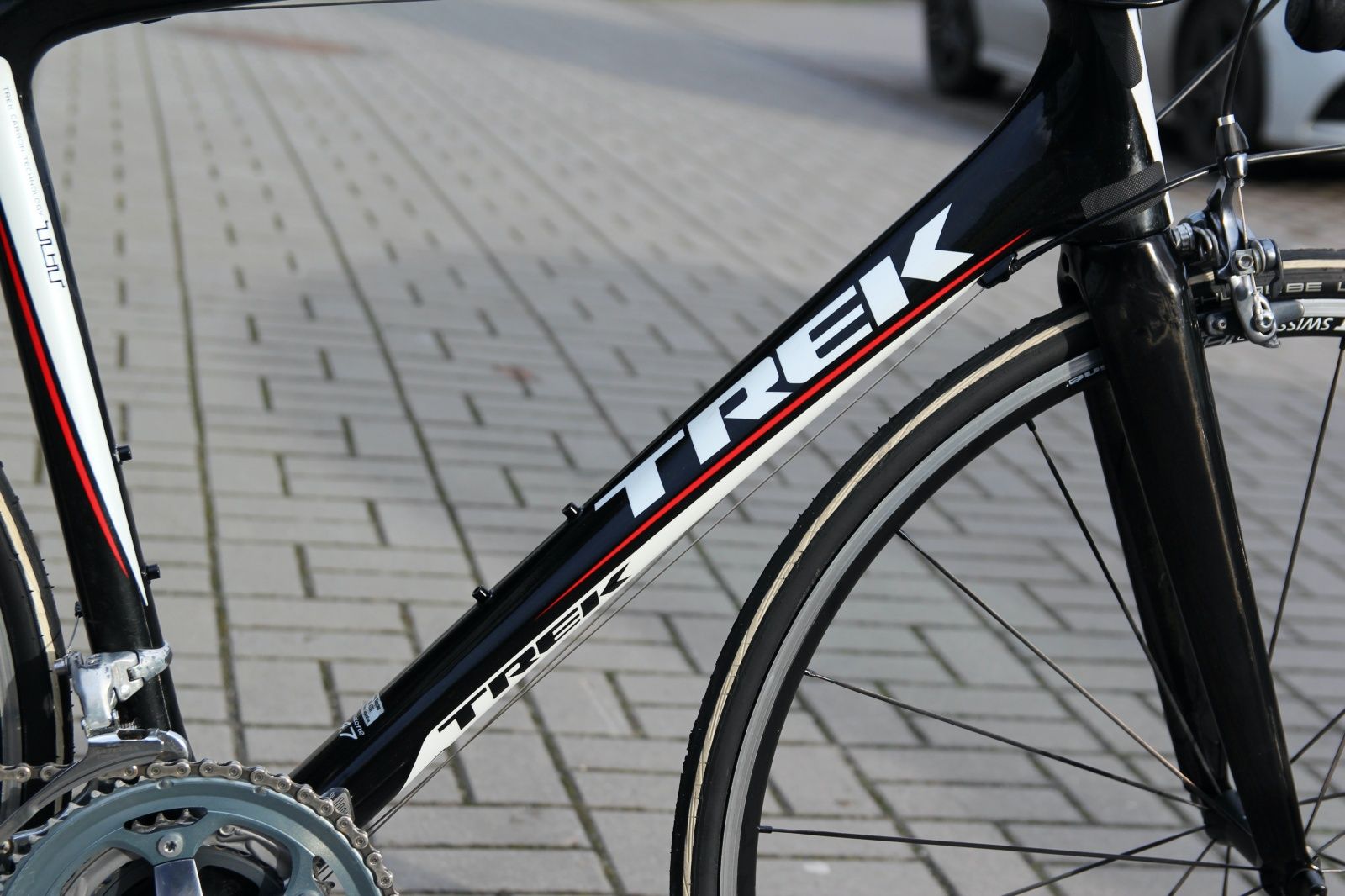 Trek madone hot sale 4.7 carbon