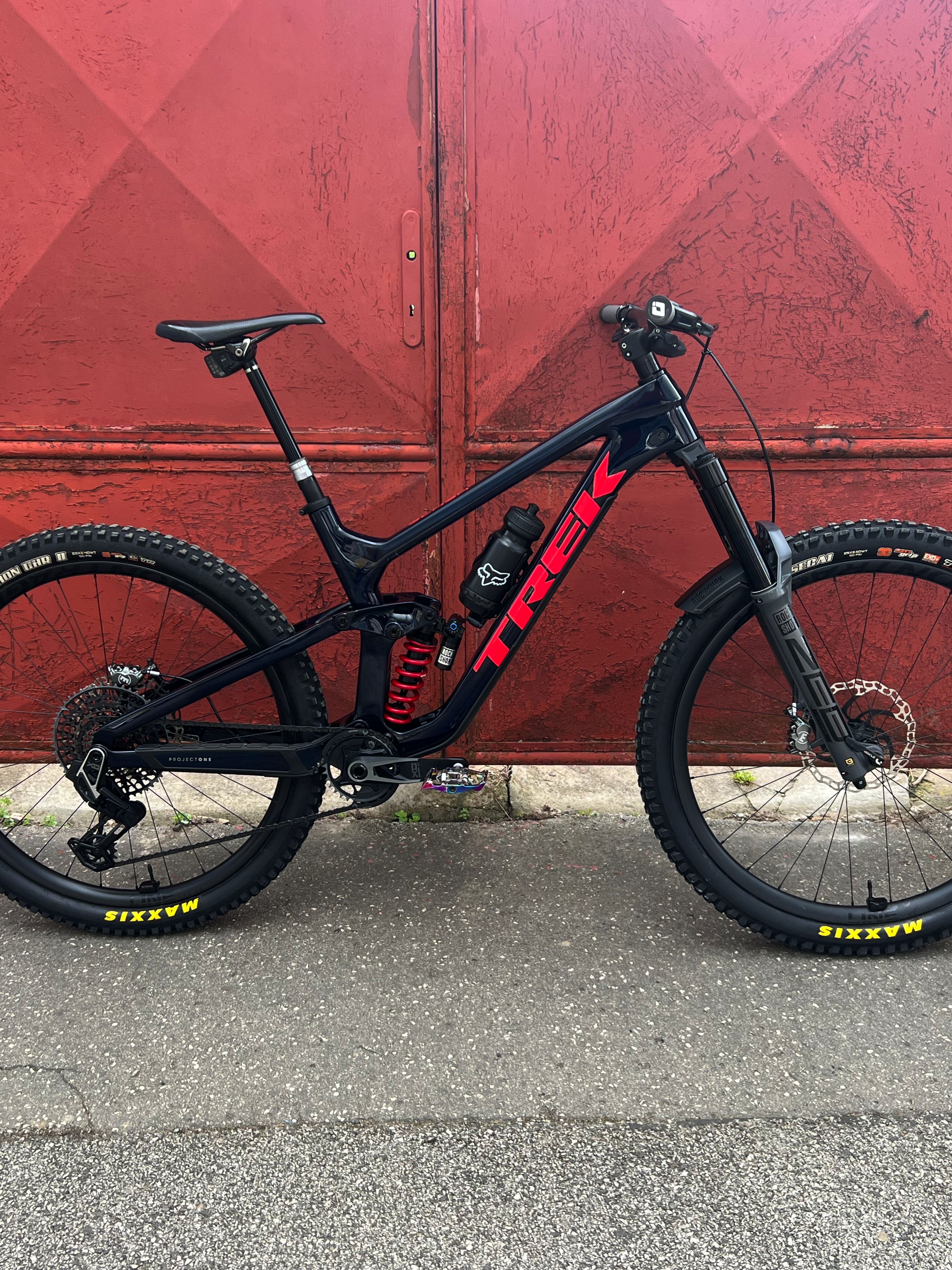 2021 trek slash online 9.8