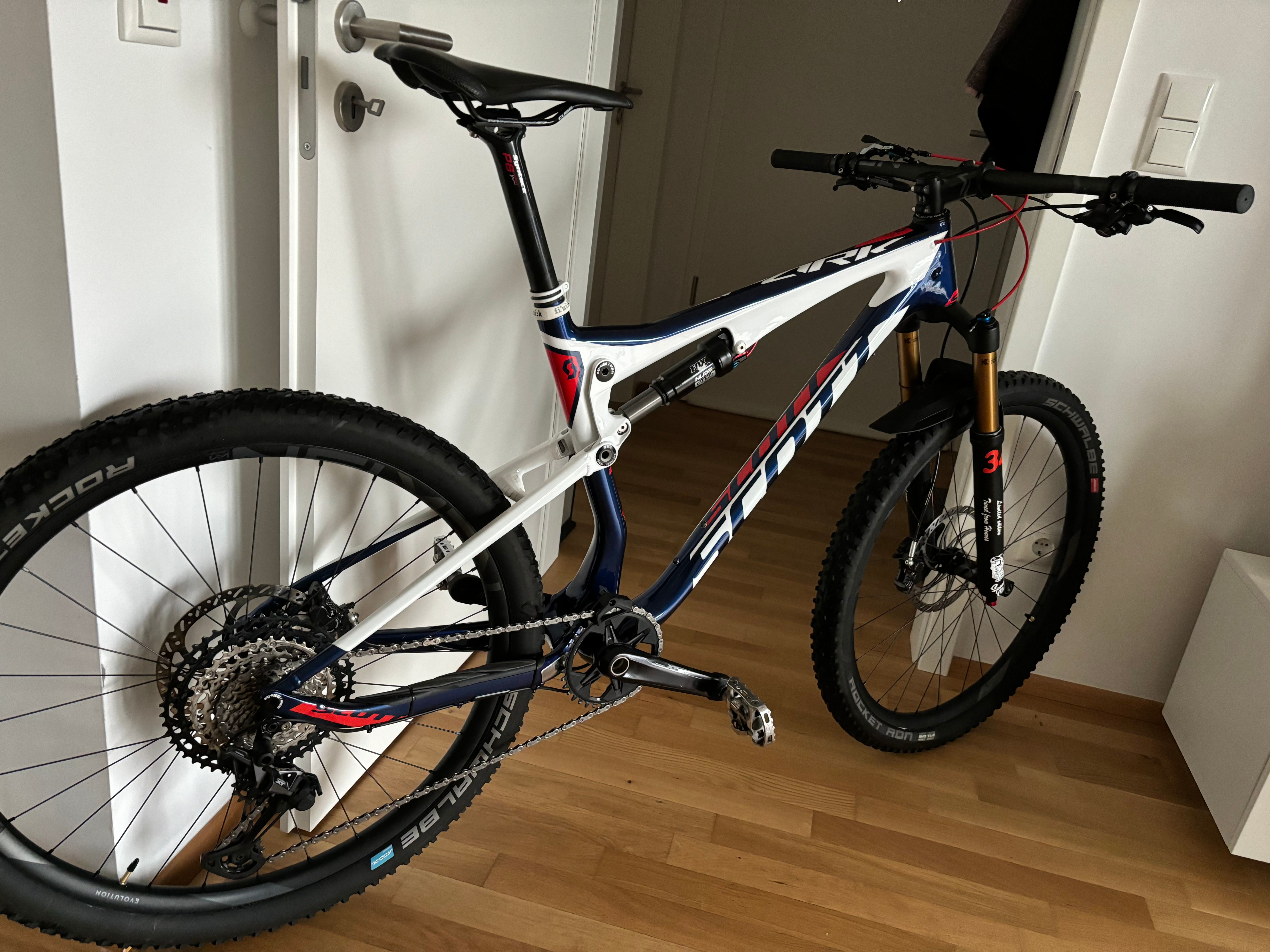 Scott spark 27.5 carbon hot sale