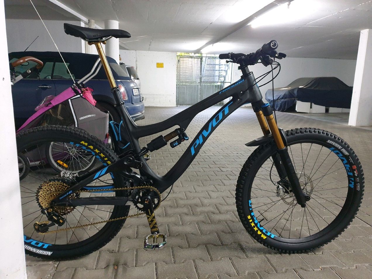 2018 pivot firebird store 27.5