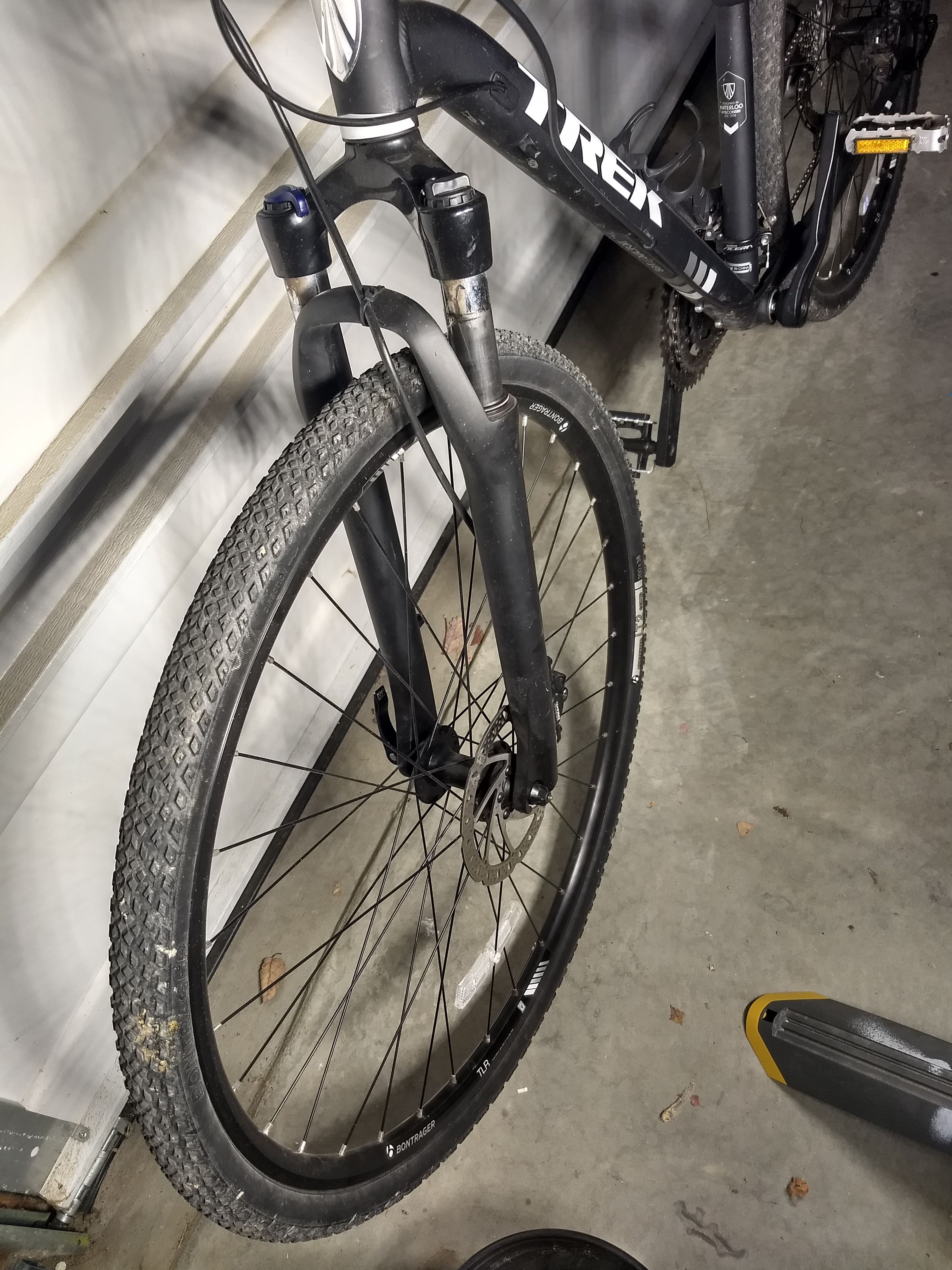 Trek 8.4 ds online hybrid