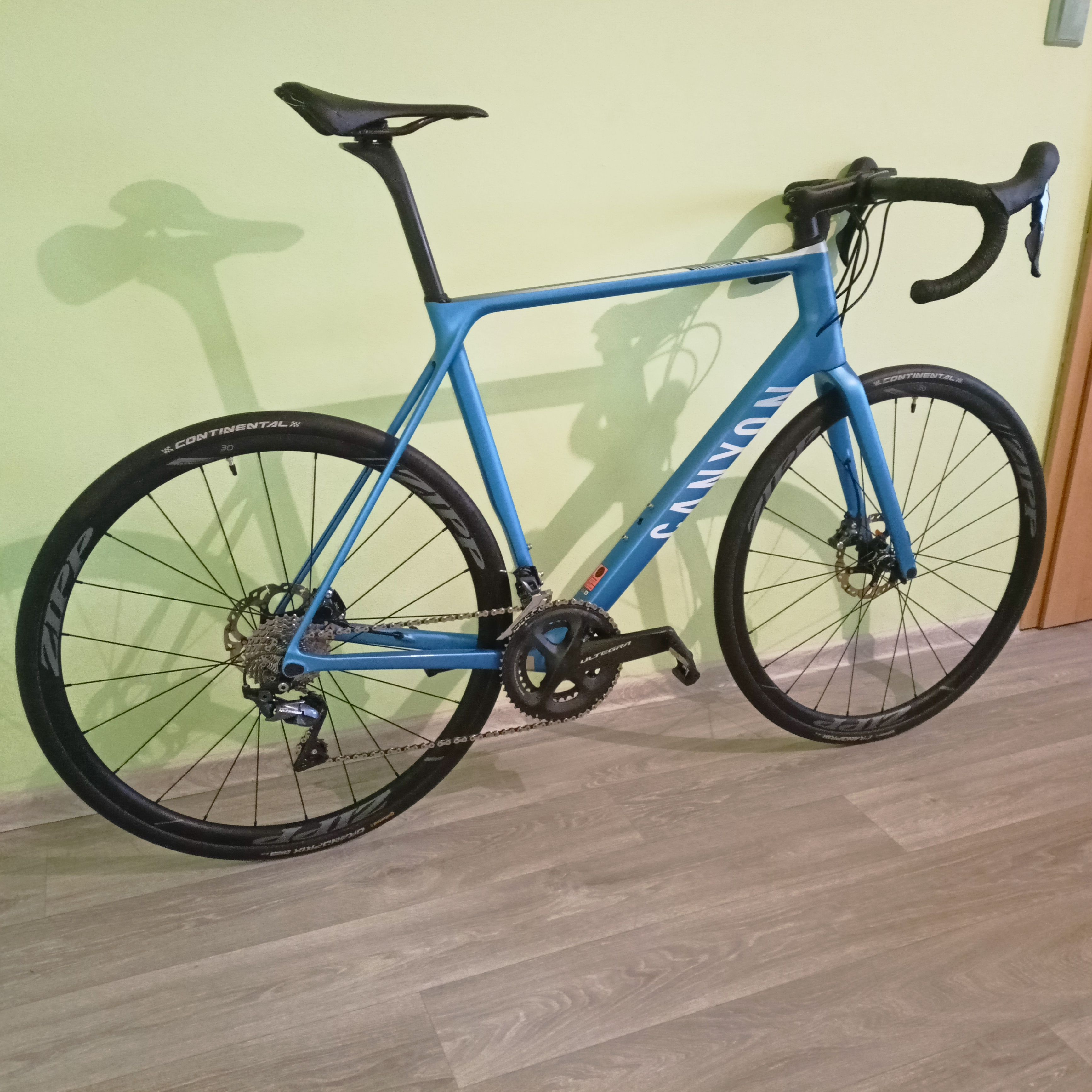 Canyon ultimate cf sl online disc 8.0 di2 2021