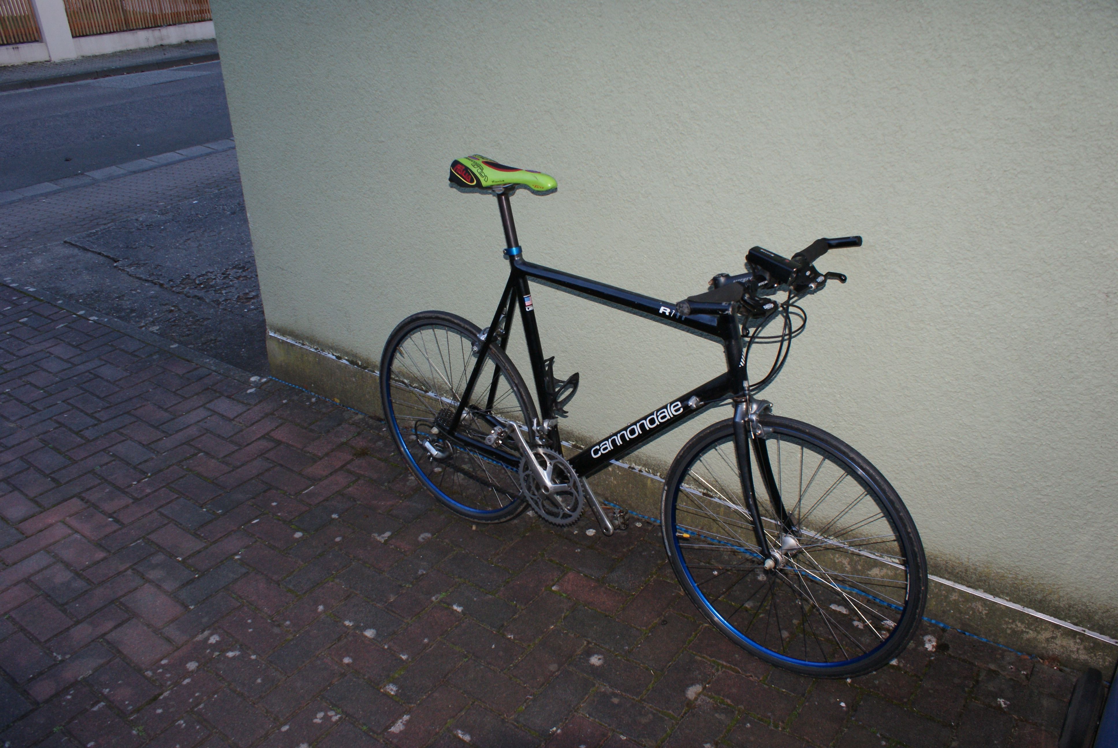 Cannondale r700 for online sale