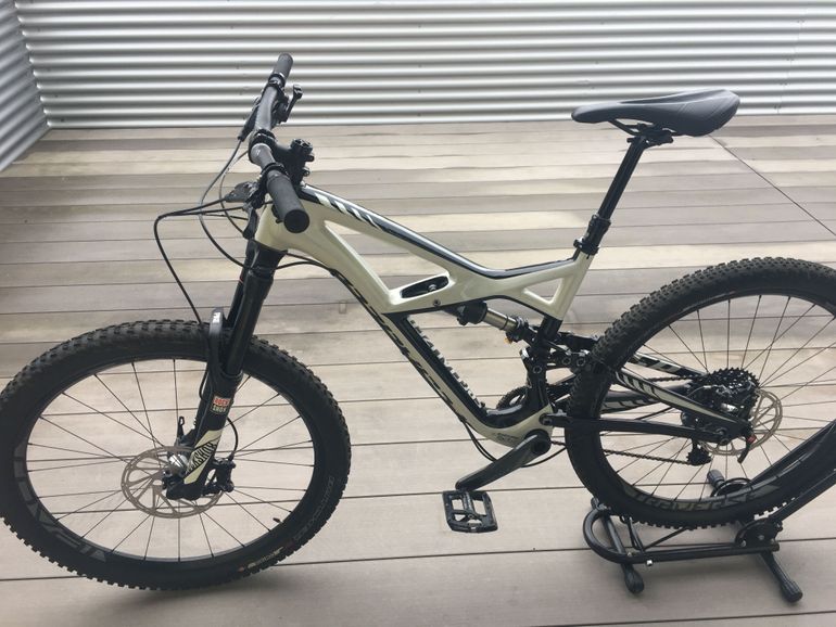 Specialized Enduro Expert Carbon 650b used in M buycycle Ireland