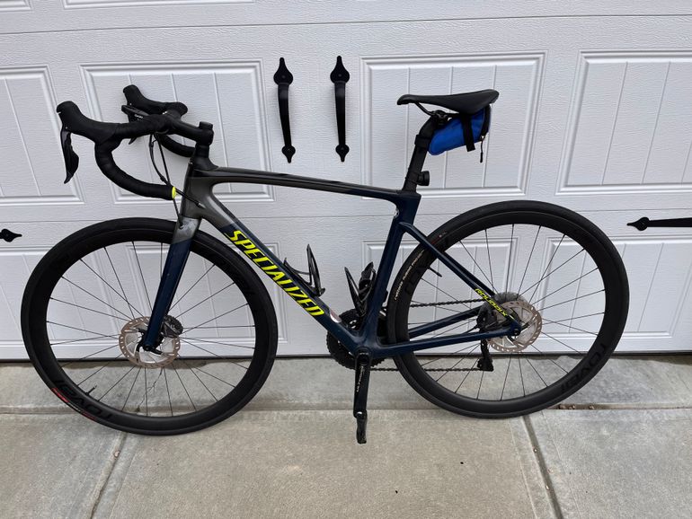 Used Specialized Roubaix Expert 2020 2020 Road & Gravel, Grün — image 1 of 4