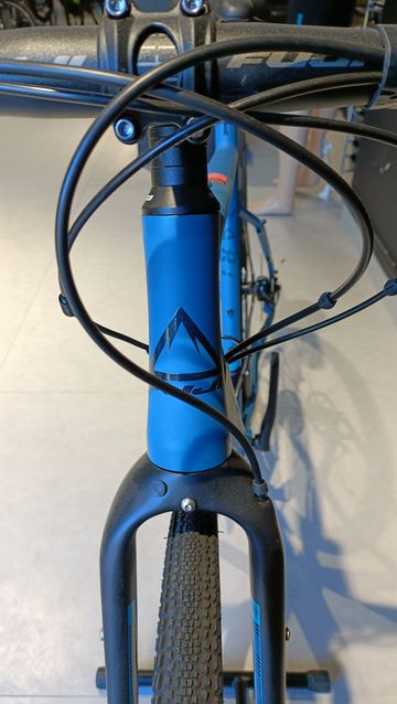 Used Fuji Jari 2.1 2022 2022 Road & Gravel, Blue — image 4 of 32