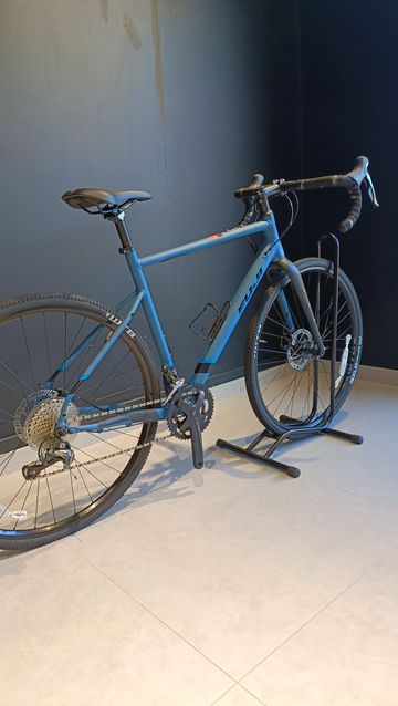 Used Fuji Jari 2.1 2022 2022 Road & Gravel, Blue — image 2 of 32