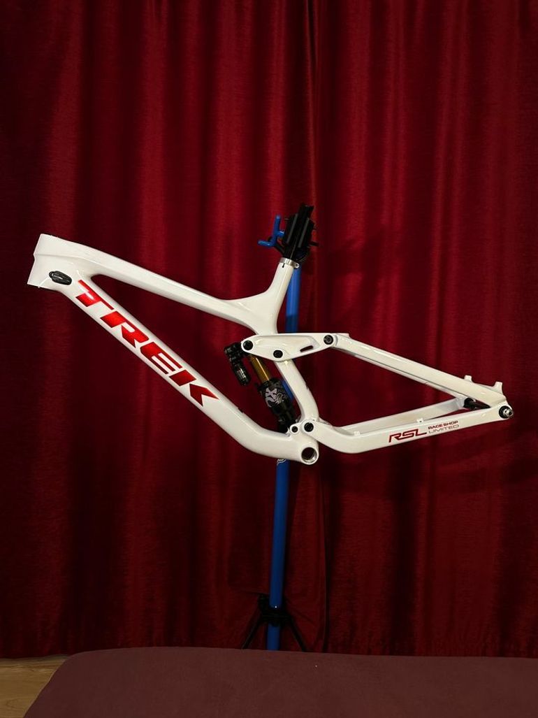 Trek session clearance frame