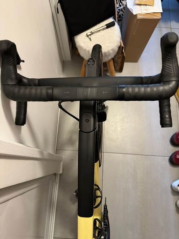 Used Canyon Grail CF SL 8 Di2 2023 2023 Road & Gravel — image 4 of 12