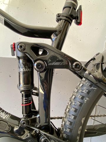 Used Merida eONE-SIXTY 500 2022 Mountainbike, Black — image 8 of 8