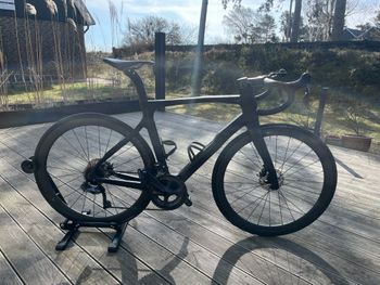 Pinarello - Prince Disc Ultegra Di2 Bike w/Carbon wheels 2021, 2021