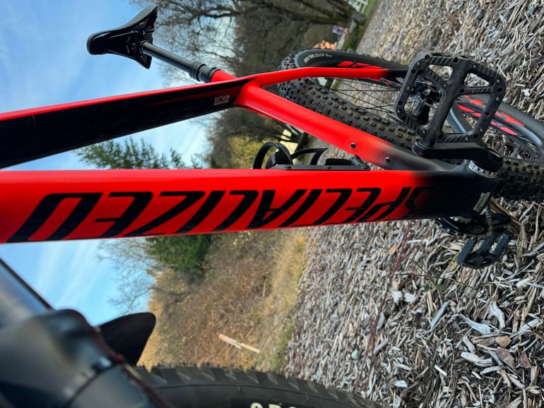 Specialized fuse hot sale comp carbon