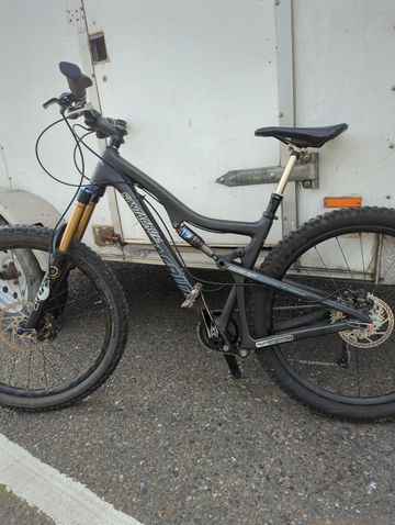Used Santa Cruz Blur LTc 2017 Mountainbike, Light Gray — image 2 of 6