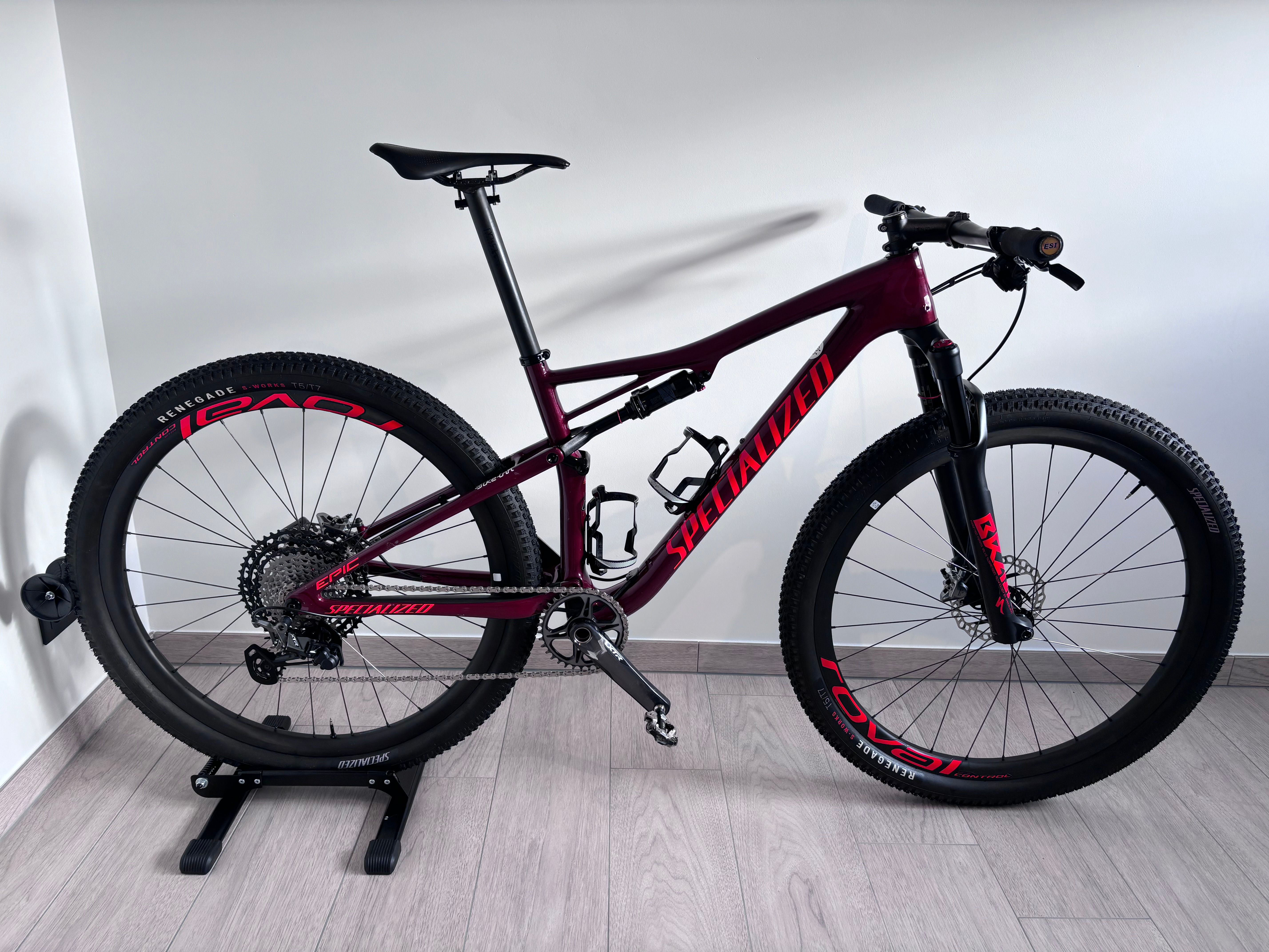 Specialized epic expert hot sale carbon 29 2020