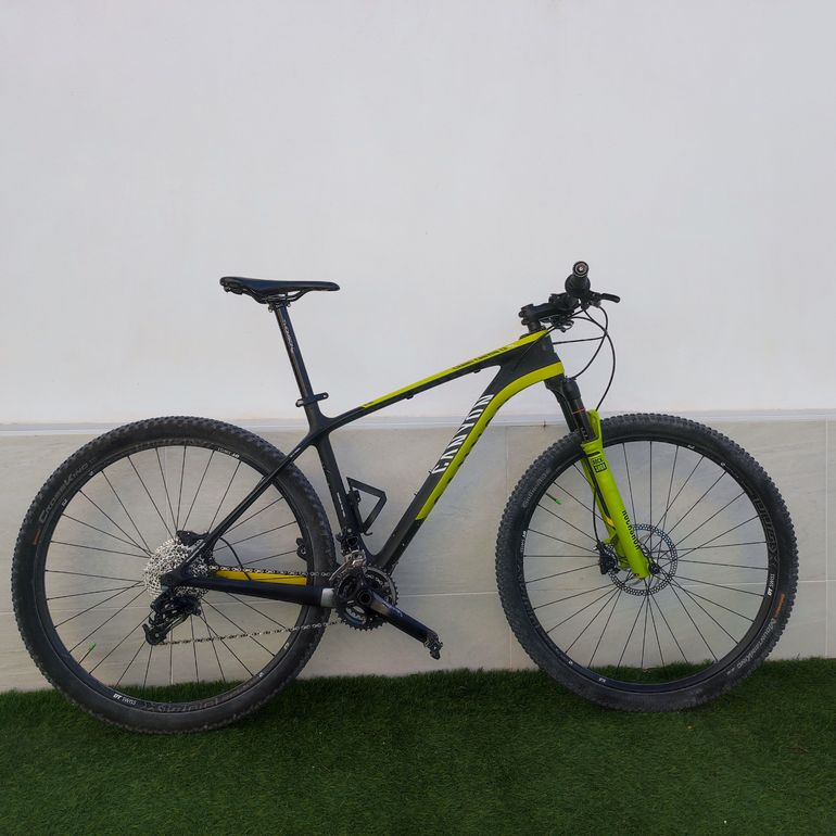 Used Canyon Grand Canyon CF SL 7.9 2017 Mountainbike, Black, 29 — image 2 of 4