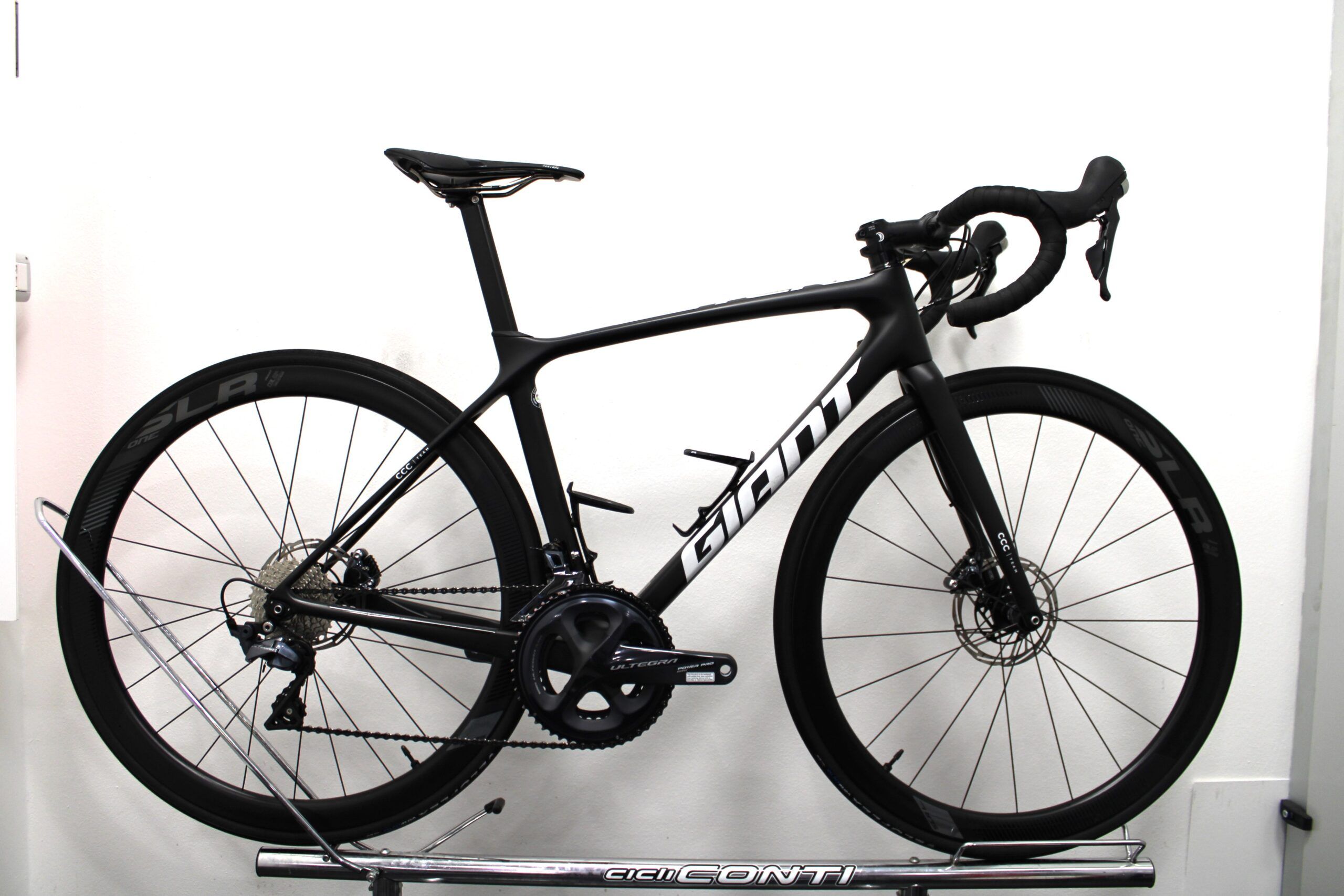 Achetez un v lo d occasion Giant TCR en S buycycle France