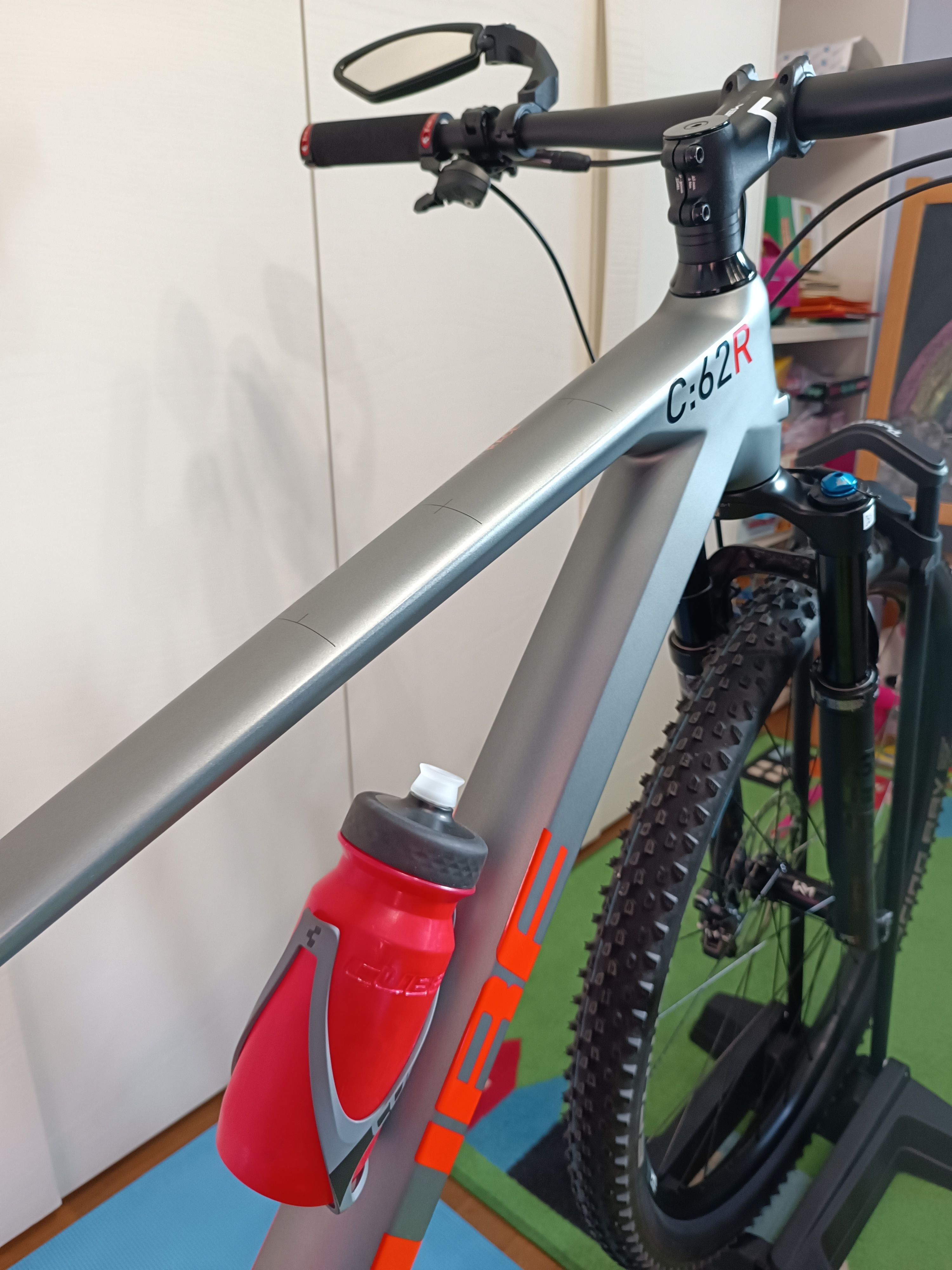 Vendeur vtt cube hot sale