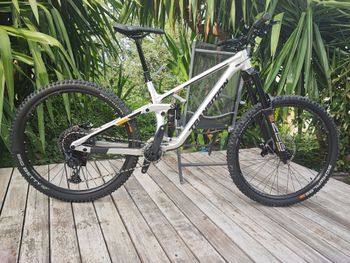 Used Transition Spire Alloy GX 2023 2023 Mountainbike — image 1 of 9