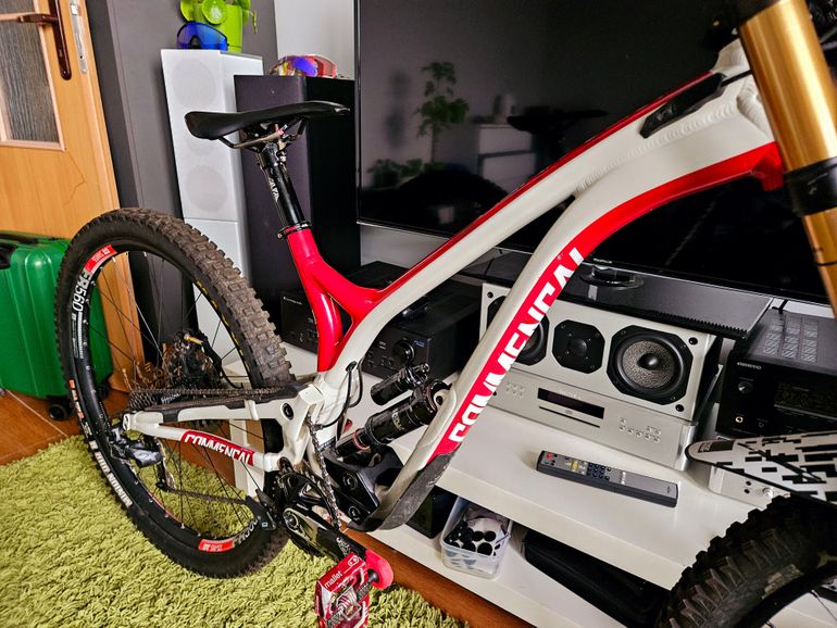 Brugt Commencal SUPREME DH 29 TEAM 2022 2022 Mountainbike — billede 3 af 13