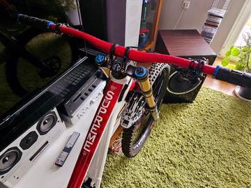 Brugt Commencal SUPREME DH 29 TEAM 2022 2022 Mountainbike — billede 6 af 13