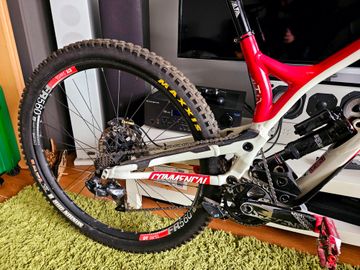 Brugt Commencal SUPREME DH 29 TEAM 2022 2022 Mountainbike — billede 4 af 13