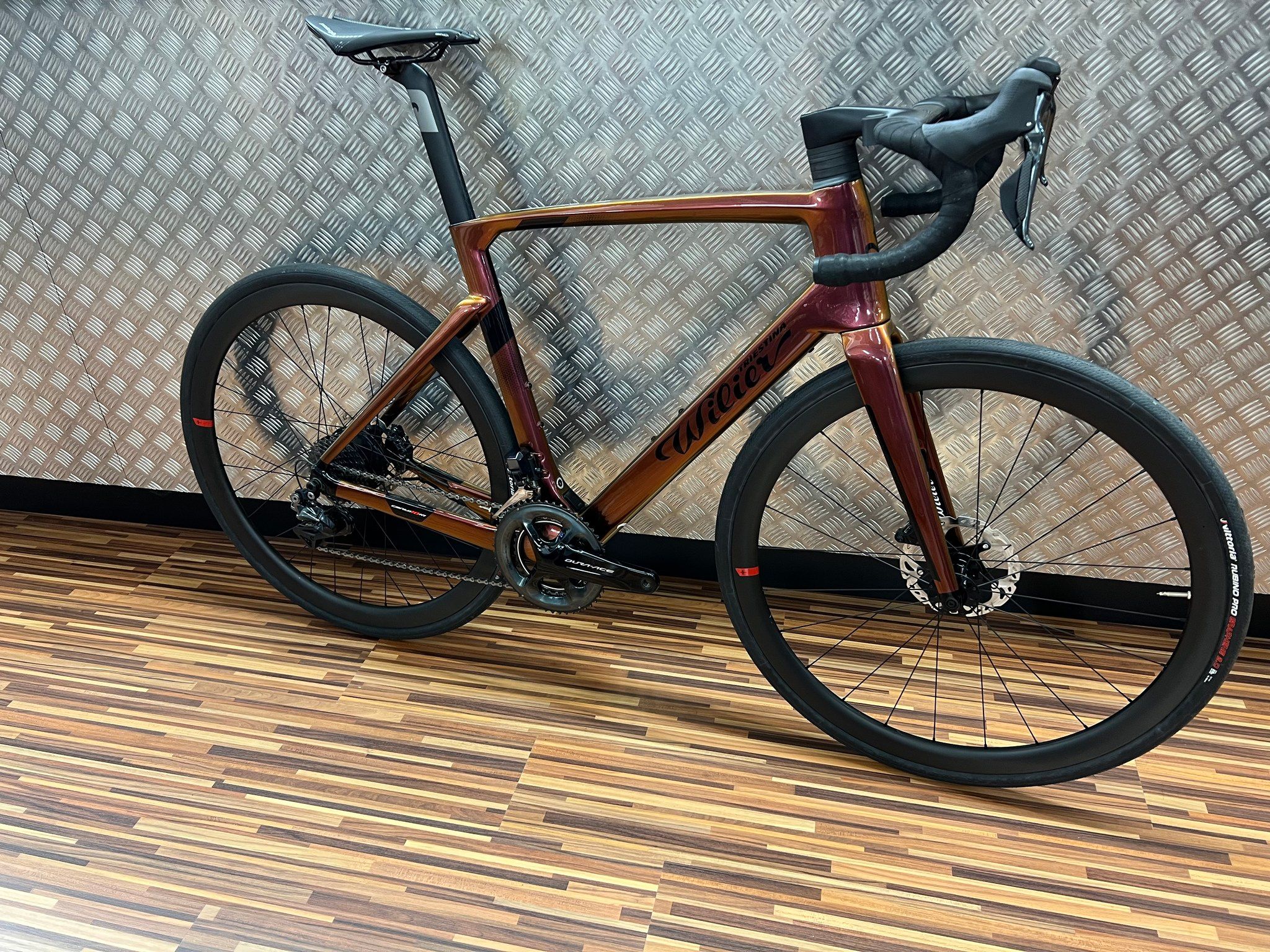 Wilier cento outlet 10 hybrid prix