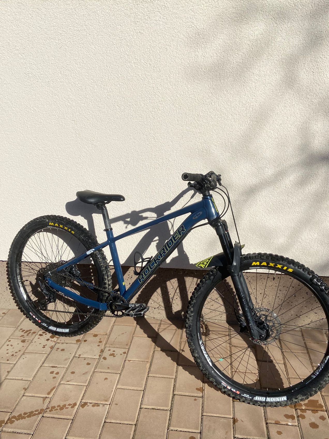 Vtt all mountain rockrider am 100 s best sale 27.5 12v