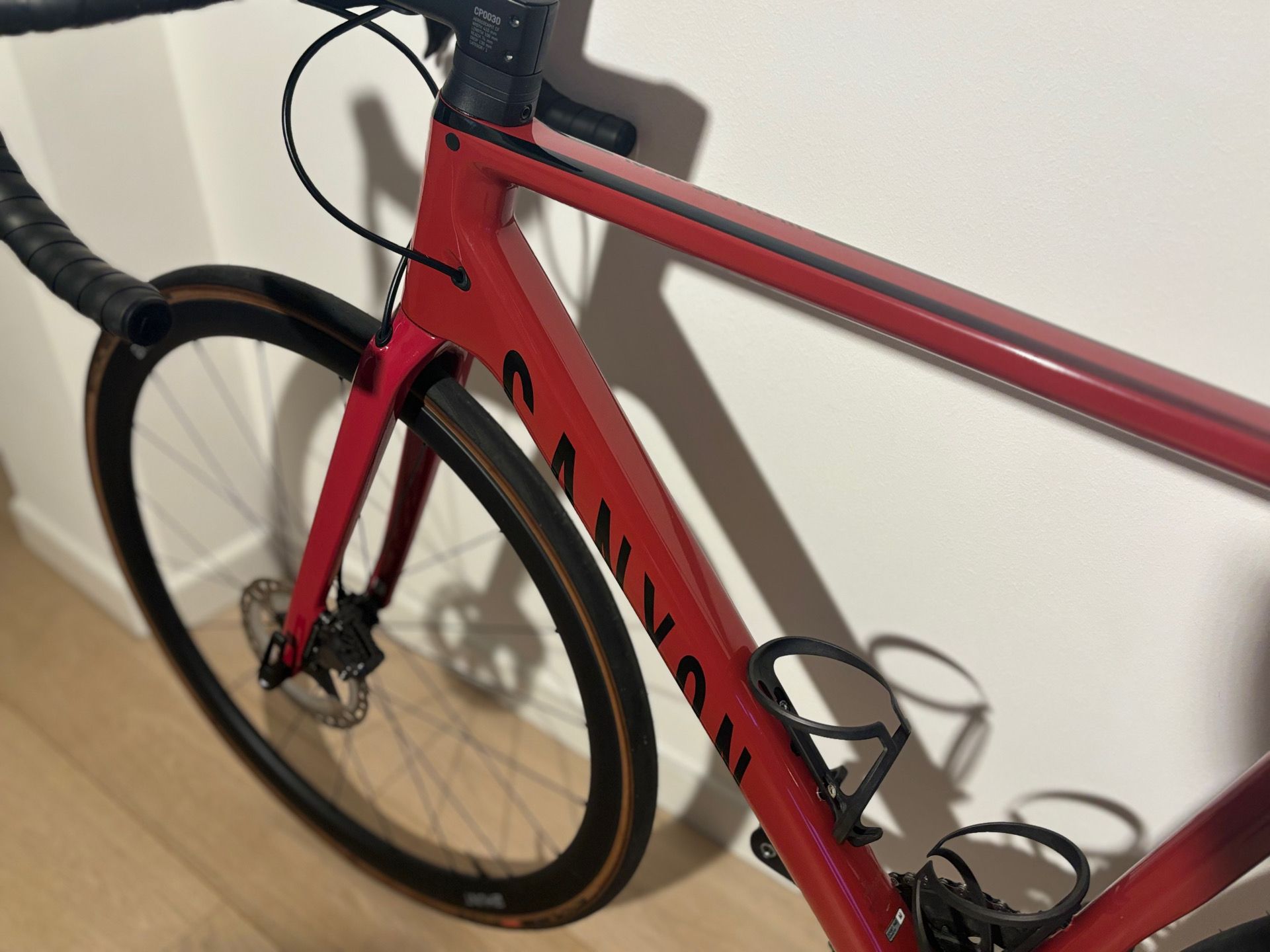 Canyon endurace hot sale hellfire red