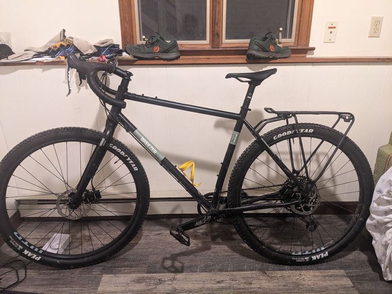 Used Breezer Radar X 2022 2022 Road & Gravel — image 1 of 10