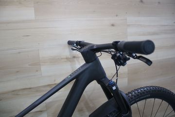 Used Scott Spark 910 2023 2023 Mountainbike, Black, 29 — image 7 of 9