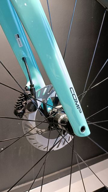 Použité Bianchi Specialissima Comp 2024 Road & Gravel — obrázek 21 z 29