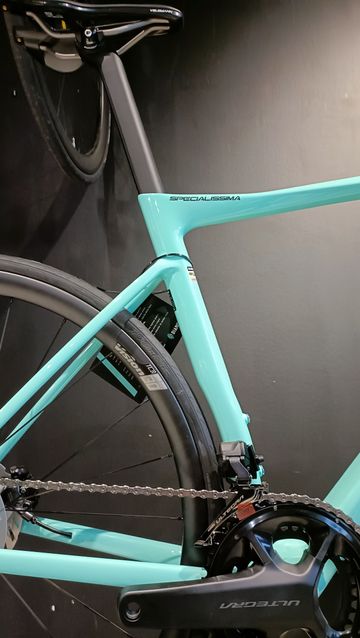 Použité Bianchi Specialissima Comp 2024 Road & Gravel — obrázek 27 z 29