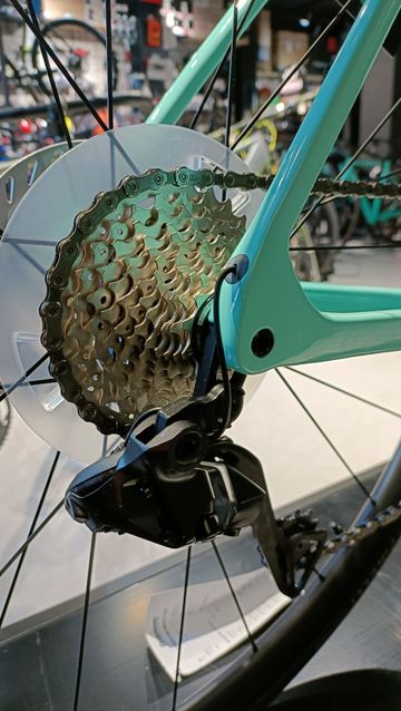Použité Bianchi Specialissima Comp 2024 Road & Gravel — obrázek 15 z 29