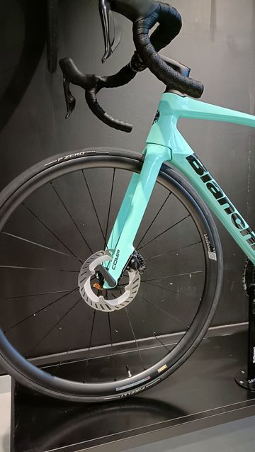 Použité Bianchi Specialissima Comp 2024 Road & Gravel — obrázek 28 z 29