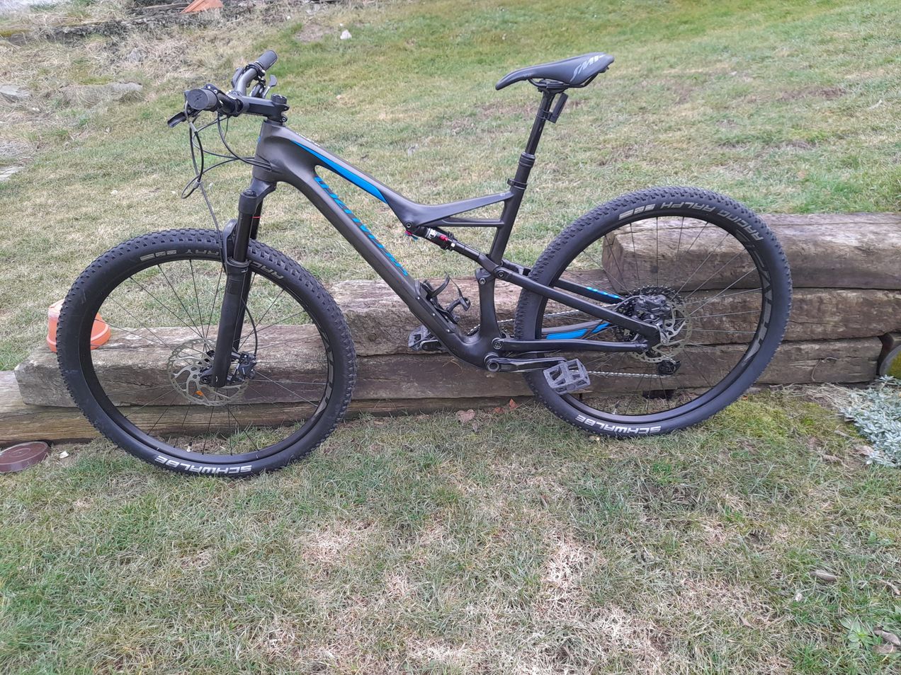 Specialized Camber Comp Carbon 29