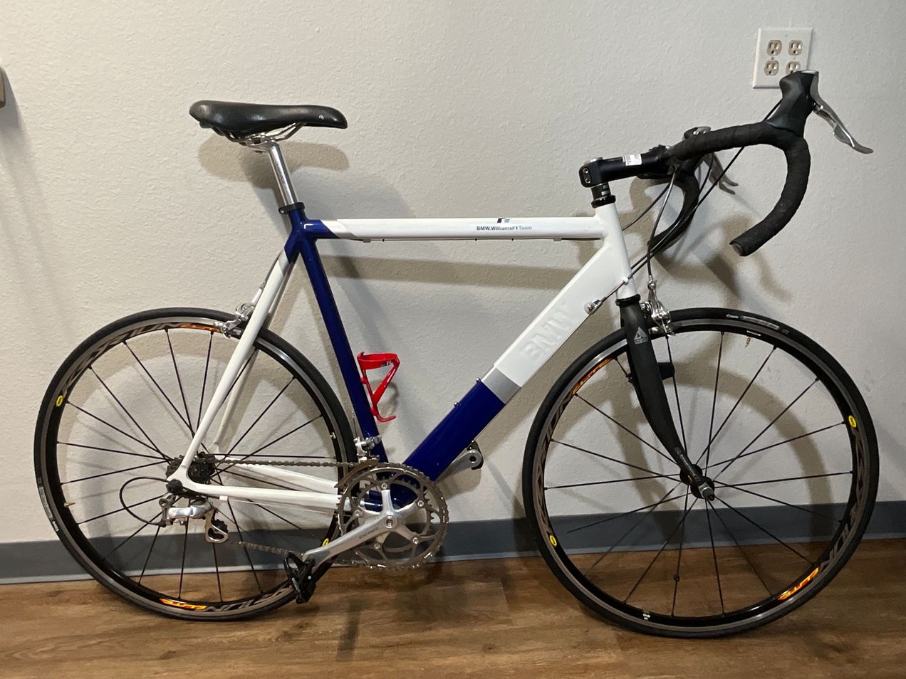 BMW Road Bike used in 57 cm | buycycle USA