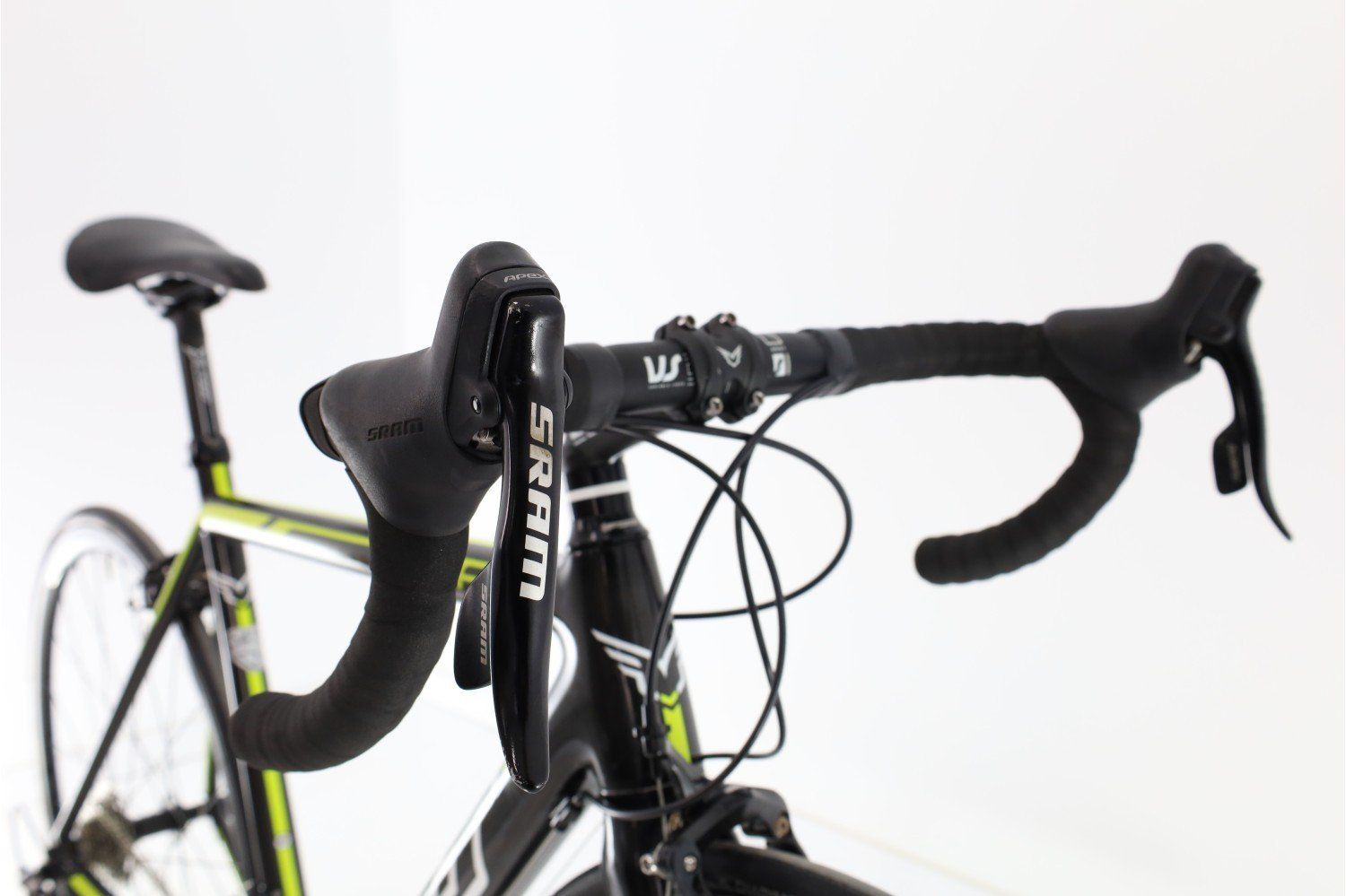 Felt f6 best sale carbon road bike