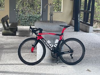 Used Pinarello Dogma F12 2021 Road & Gravel, Schwarz — image 5 of 7