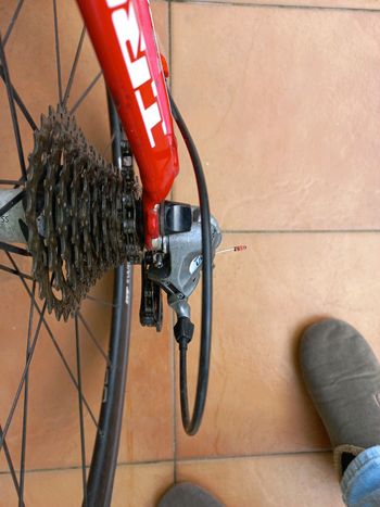 Trek 2.5 2011 2011 Road & Gravel usato, Rosso — immagine 4 di 6